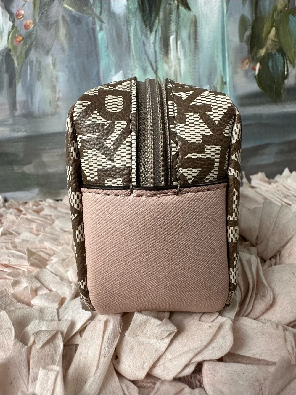 DKNY Brown Logo Cosmetic/Travel Makeup Bag - Excellent Condition